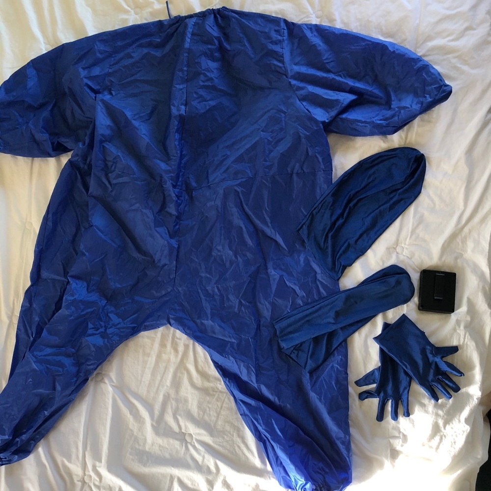 Blue bubble costume